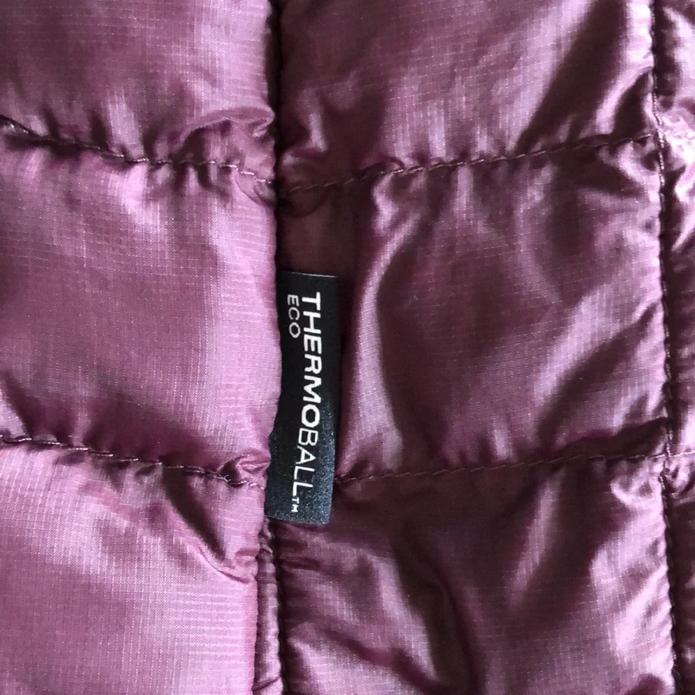 The North Face Thermoball Eco Jacket 2.0 Burgundy Purple XS - Picture 11 of 11